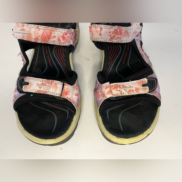 ECCO Women’s Size 39 8 8.5 8 1/2 Floral Flower Sandal Shoes - Picture 4 of 9